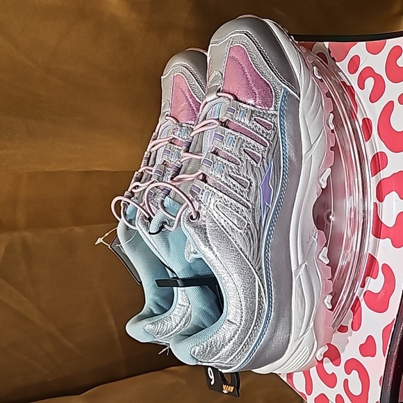 A New with tags girls AVIA ATHLETICS Shoes pink purple glitter slip on size 6 - Picture 6 of 9